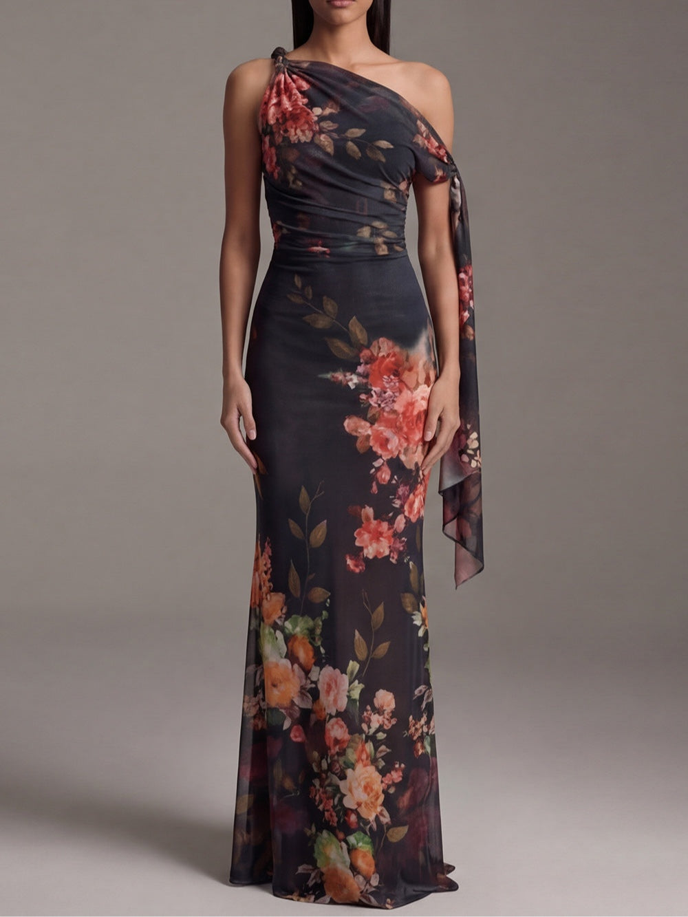 Zwarte Eén-Schouder Geprinte Geplooide Chiffon Maxi Jurk